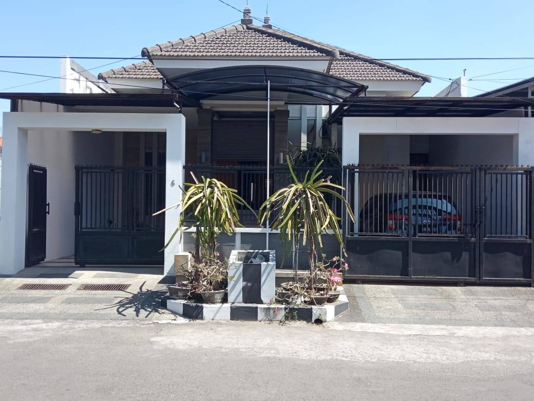 Rumah Vila Kencana